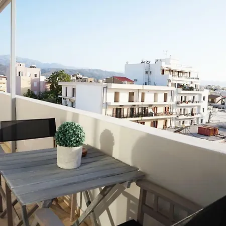 Lux Penthouse In City Center Daire